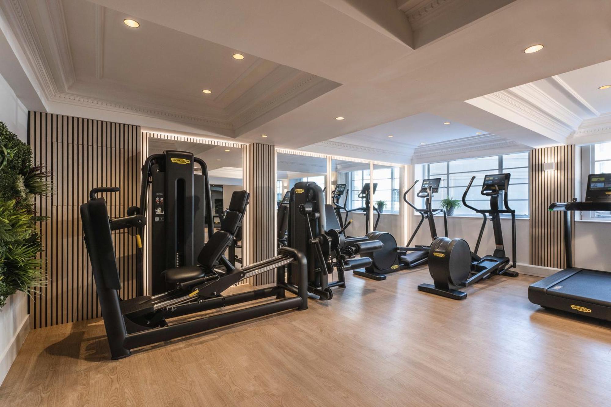 Melia White House Hotel Apartments London Exterior photo